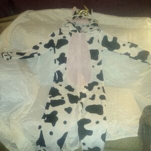Front zip up Cow Pajamas has a hoodie with  face of a cow ,cow ears ,horns,tale